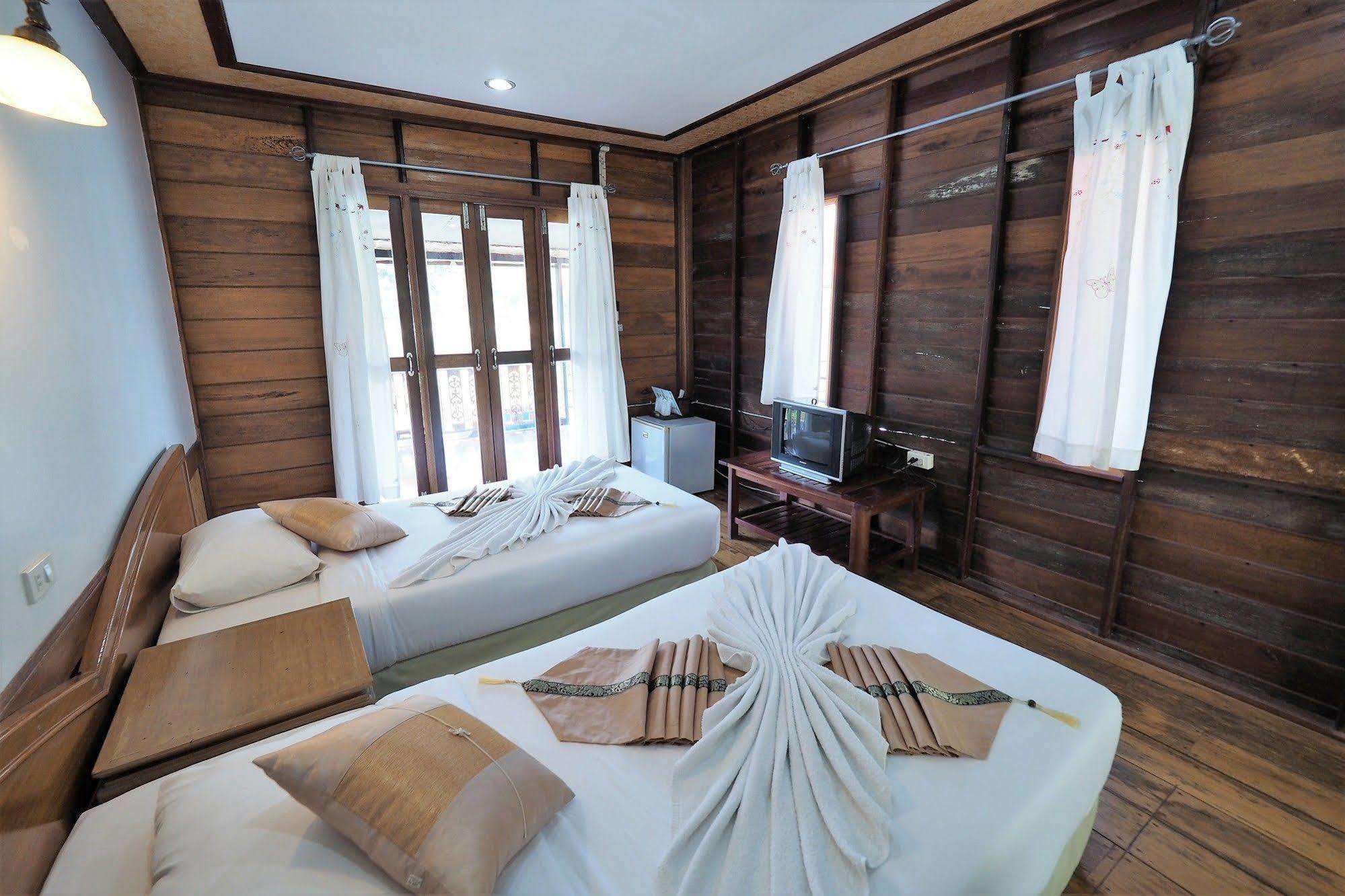 Khaothone River View Resort Сайок Экстерьер фото